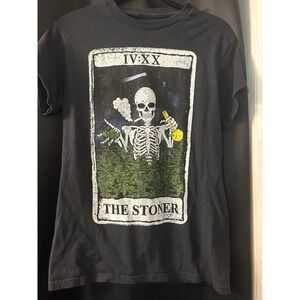 Spencer's The Stoner Skeleton Tarot Card Weed Graphic Print Black‎ T Shirt